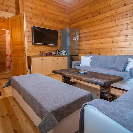 Aelia Hospitality Livadi * Kalívia